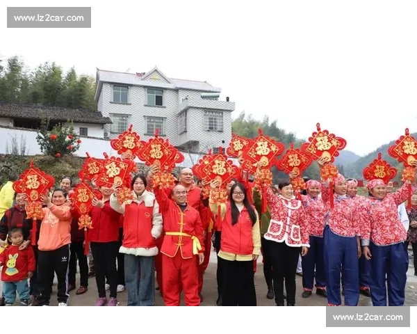民俗盛典喜迎新春万家灯火齐聚一堂共祈接财神福运连年